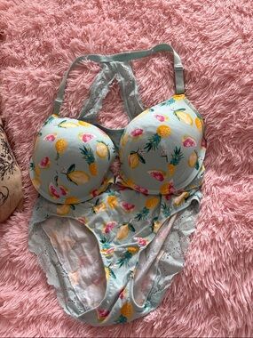 Cacique Light Blue Pineapple & Lemon Print Lace-Trim Bra Set